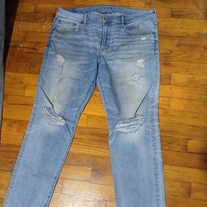 American Eagle Outfitters Men's Light Blue Ripped Skinny Jeans